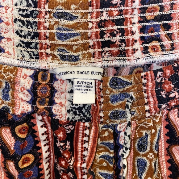 American Eagle Joggers - Picture 3 of 3